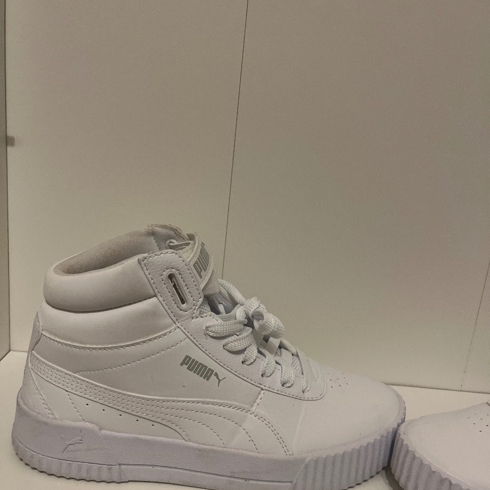 White high top pumas